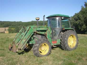 Foto: Sells Veículo agriculturai JOHN DEERE - JOHN DEERE + CHARGEUR 2650 TBE