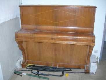 Foto: Sells Piano e synthetizer HANSEN