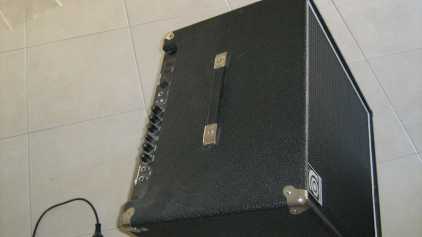 Foto: Sells Amplificadore AMPEG - BA-115T