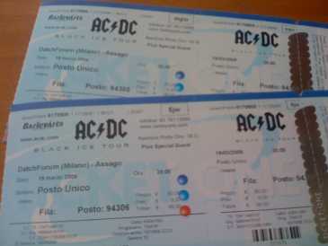 Foto: Sells Bilhetes do concert PRIMA RICEVI, POI PAGHI! 2 BIGLIETTI AC/DC 19 MARZ - MILANO