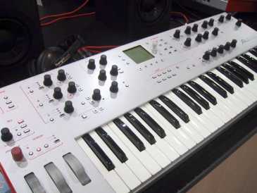 Foto: Sells Piano e synthetizer ALESIS ION - ION