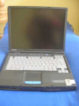 Foto: Sells Computadore de laptop COMPAQ - E500
