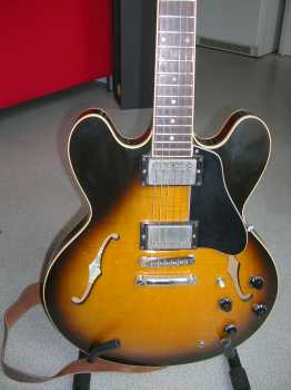 Foto: Sells Guitarra e instrumento da corda GIBSON - ES335