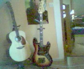 Foto: Sells Guitarra e instrumento da corda RYAN