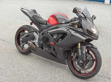 Foto: Sells Motorbike 600 cc - SUZUKI