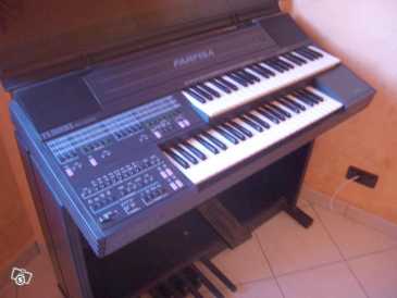 Foto: Sells Piano e synthetizer FARFISA - TS SERIES