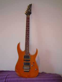 Foto: Sells Guitarras e instrumentos da corda IBANEZ - LAG ROXANE/IBANEZ RG 470 FMR