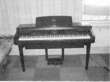 Foto: Sells Piano e synthetizer YAMAHA - CLAVINOVA CVP-96
