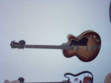 Foto: Sells Guitarra e instrumento da corda HOFNER - HOFNER