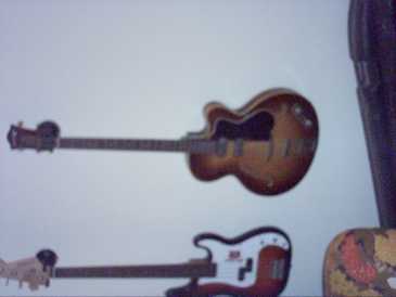 Foto: Sells Guitarra e instrumento da corda HOFNER - HOFNER