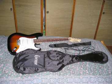 Foto: Sells Guitarra e instrumento da corda CRUSER - CRUSER
