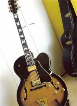 Foto: Sells Guitarra e instrumento da corda ANTORIA - L5