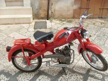Foto: Sells Motorbike 50 cc - MOTOM ITALIANA - MOTOM ITALIANA