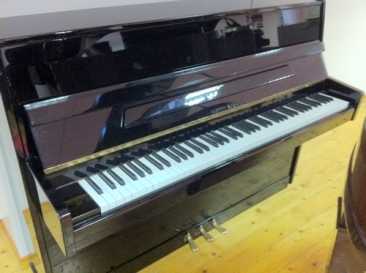 Foto: Sells Piano e synthetizer RIEGER KLOSS