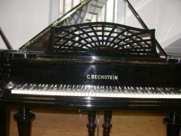 Foto: Sells Piano e synthetizer BECHSTEIN