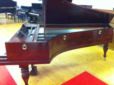 Foto: Sells Piano e synthetizer PLEYEL - PIANOFORTE VERNIS TAMPON