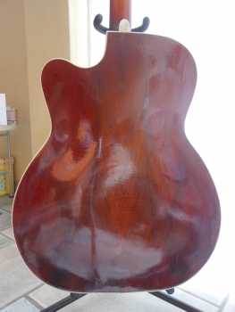Foto: Sells Guitarra e instrumento da corda MELODIJA MENGES - JAZZ ACOUSTIQUE