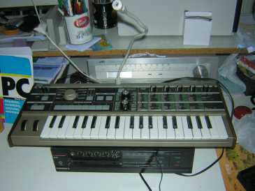 Foto: Sells Piano e synthetizer KORG - MICROKORG