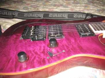 Foto: Sells Guitarra e instrumento da corda ESP - MH 201