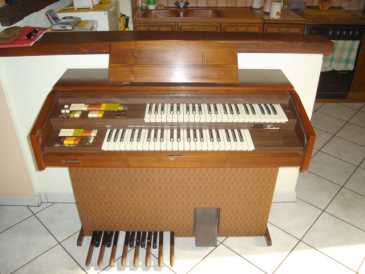 Foto: Sells Piano e synthetizer VISCOUNT - ORGUE VISCOUNT