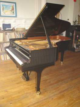 Foto: Sells Piano e synthetizer STEINWAY - B 497032