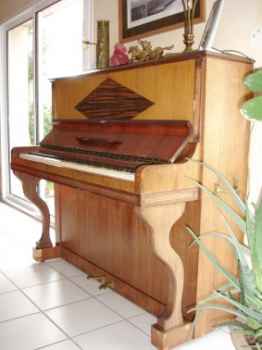Foto: Sells Piano e synthetizer HANSEN - DROIT HANSEN