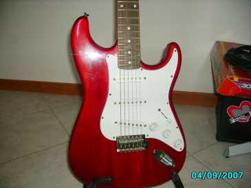 Foto: Sells Guitarra e instrumento da corda EKO - S300
