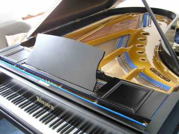 Foto: Sells Piano e synthetizer RONISCH - I.A