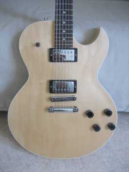 Foto: Sells Guitarra e instrumento da corda GIBSON - ES 135
