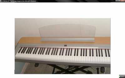 Foto: Sells Piano e synthetizer YAMAHA - P140