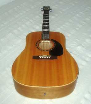 Foto: Sells Guitarra e instrumento da corda NORMAN - NORMAN B20 (6)