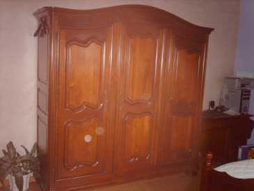 Foto: Sells Furniture MERISIER MASSIF TEINTE NOYER - CHAMBRE A COUCHER