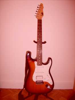 Foto: Sells Guitarra e instrumento da corda WHALE - WTRX-30SB