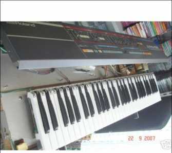 Foto: Sells Piano e synthetizer ROLAND - ROLAND JUNO 106 SPARE PARTS - QUALE PARTE VI SERVE