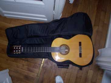 Foto: Sells Guitarra e instrumento da corda YAMAHA - CG 151 S