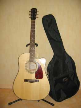 Foto: Sells Guitarra e instrumento da corda FENDER - DG-14SCE