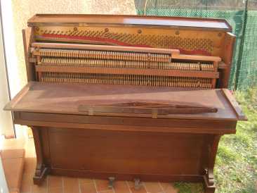 Foto: Sells Piano e synthetizer