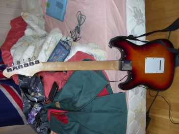 Foto: Sells Guitarra e instrumento da corda ARIA - ARIA