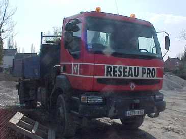 Foto: Sells Máquina RENAULT - BENNE GRUE