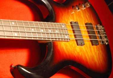 Foto: Sells Guitarra e instrumento da corda ALBA - IBANEZ STYLE