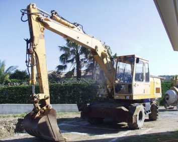 Foto: Sells Máquina LIEBHERR - 902     12T