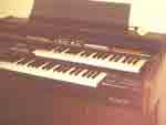 Foto: Sells Piano e synthetizer ELKA C700