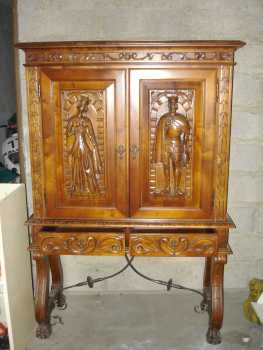 Foto: Sells Furniture ESPAGNOL MEURISIER - ESPAGNOLE RENAISSANCE