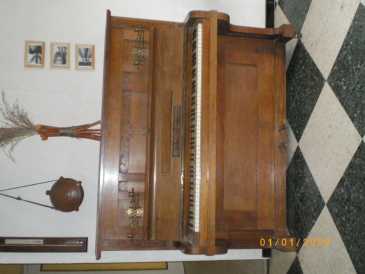 Foto: Sells Piano e synthetizer MAISON DE BEETHOVEN