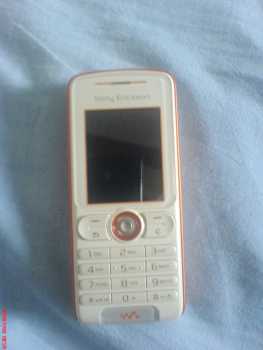 Foto: Sells Telefone da pilha SONY ERICSSON - W200I